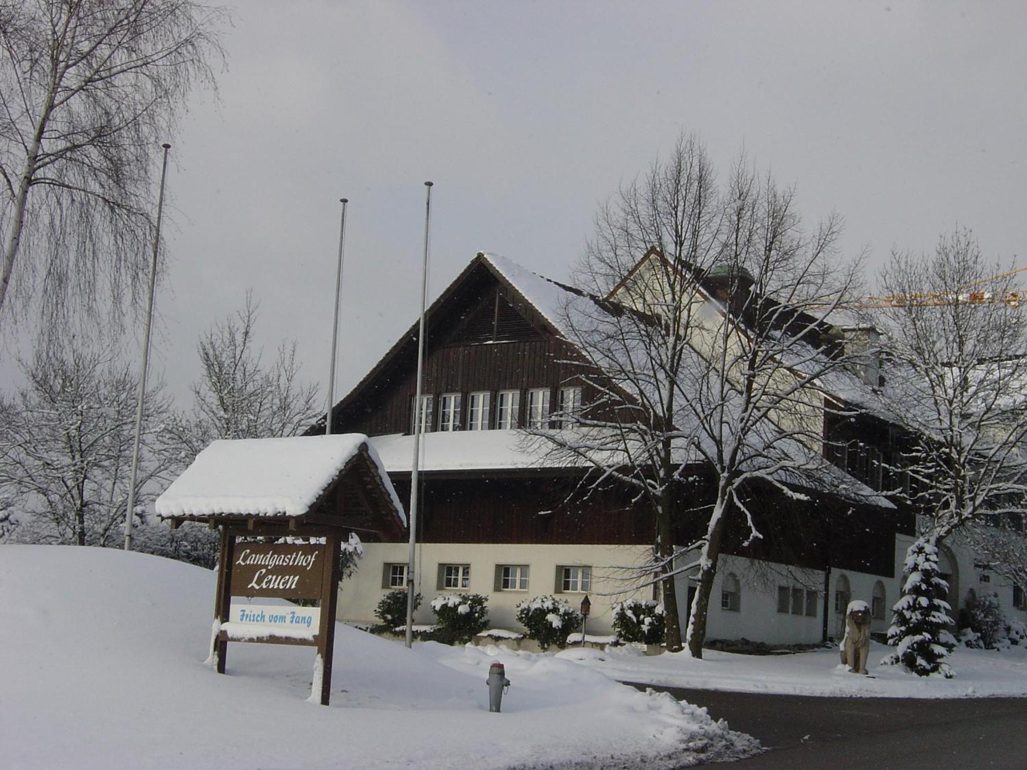Landgasthof Leuen Uitikon Eksteriør bilde